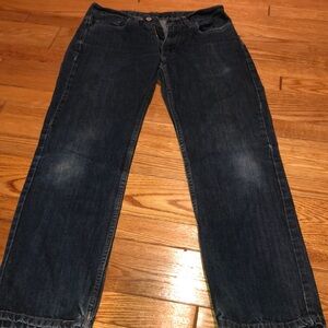 Men’s Levi 514 style jeans